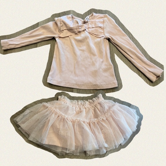GAP Other - 2t GAP SET Light Pink Ruffled Skirt and top